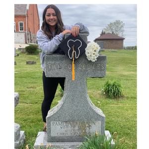 Meet your Posher, Pamela